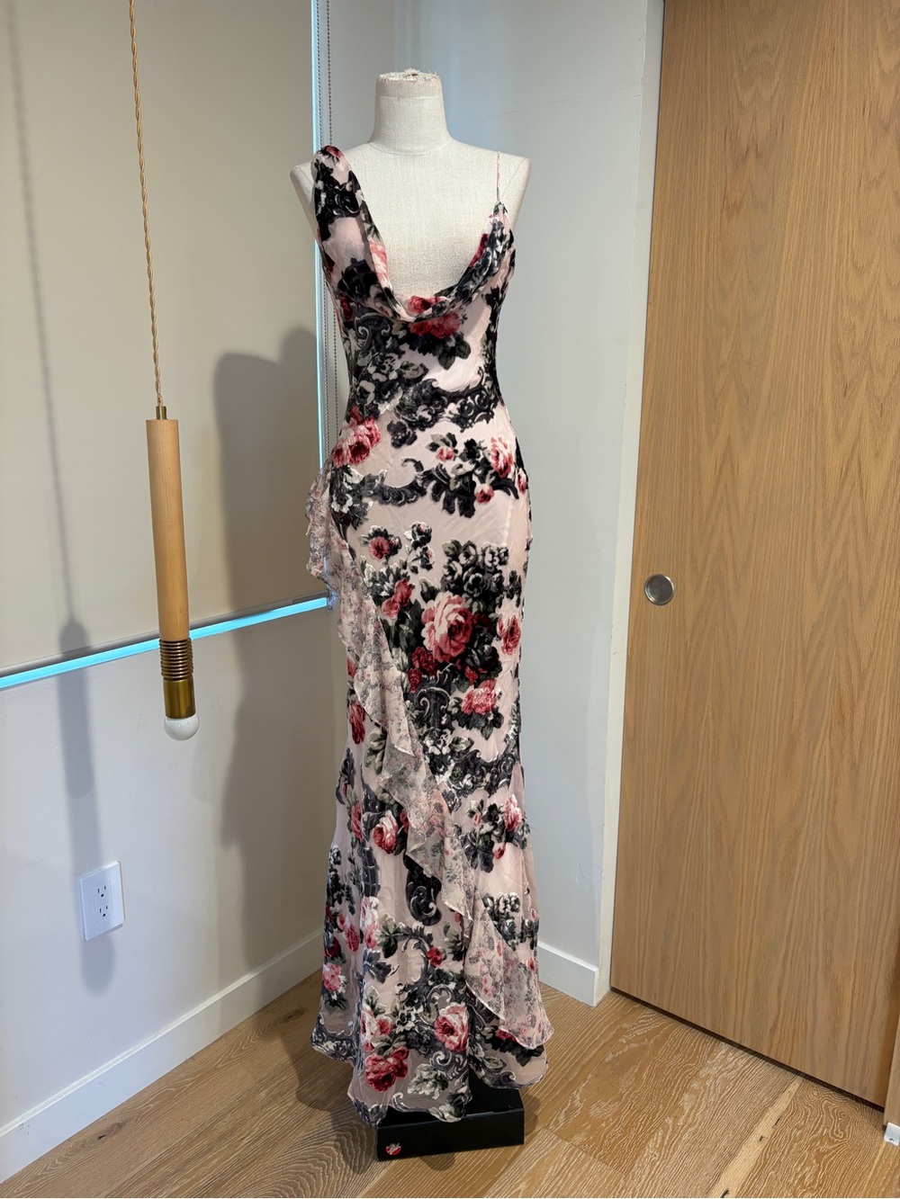 New For Love And Lemons Floral Velvet Burnout Floral Maxi Dress in Pink Sz Small